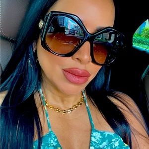 Meet your Posher, Colleen